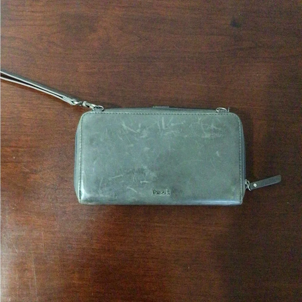 The Sak Gray Leather Phone Convertible Crossbody Clutch Wallet
